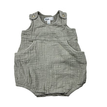 Load image into Gallery viewer, Unisex Bebe by Minihaha, crinkle cotton overalls / romper, FUC, size 000,  