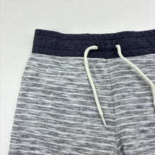 Load image into Gallery viewer, Boys H&amp;T, casual shorts, elasticated, FUC, size 4,  