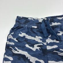 Load image into Gallery viewer, Boys Kids &amp; Co, camo print casual shorts, elasticated, GUC, size 4,  