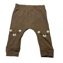 Load image into Gallery viewer, Unisex Baby Berry, stretchy leggings / bottoms, GUC, size 00,  
