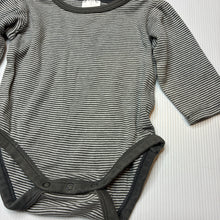 Load image into Gallery viewer, Unisex Target, soft cotton bodysuit / romper, GUC, size 000,  