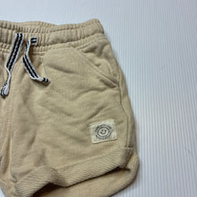 Load image into Gallery viewer, Unisex Dymples, soft cotton shorts, elasticated, EUC, size 00,  