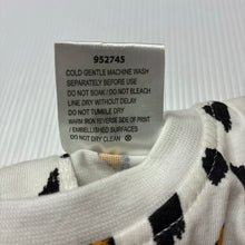 Load image into Gallery viewer, Unisex Baby Berry, lightweight cotton tee / top, EUC, size 0000,  