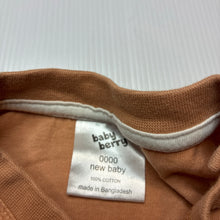 Load image into Gallery viewer, Unisex Baby Berry, soft cotton tee / top, EUC, size 0000,  