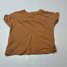 Load image into Gallery viewer, Unisex Baby Berry, soft cotton tee / top, EUC, size 0000,  