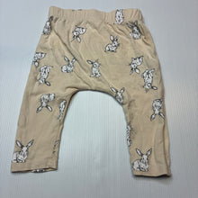 Load image into Gallery viewer, Unisex Baby Berry, stretchy leggings / bottoms, rabbits, GUC, size 00,  