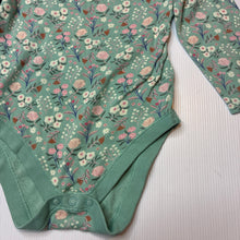 Load image into Gallery viewer, Girls M&amp;S, floral cotton bodysuit / romper, EUC, size 3,  