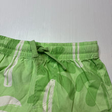 Load image into Gallery viewer, Boys Target, lightweight shorts, elasticated, GUC, size 1,  