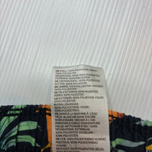 Load image into Gallery viewer, Boys H&amp;M, lined lightweight board shorts, elasticated, GUC, size 5-6,  