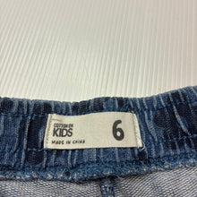 Load image into Gallery viewer, Girls Cotton On, floral knit cotton shorts, elasticated, GUC, size 6,  