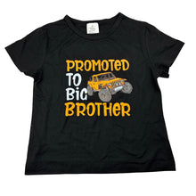 Load image into Gallery viewer, Boys black, soft feel stretchy tee / top, EUC, size 7,  