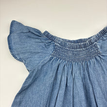Load image into Gallery viewer, Girls 1964 Denim Co, chambray cotton flutter sleeve top, GUC, size 3,  
