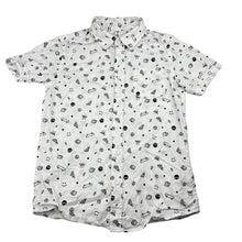 Load image into Gallery viewer, Boys KID, lightweight organic cotton short sleeve shirt, skateboards, EUC, size 8,  