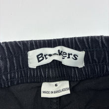 Load image into Gallery viewer, Boys Breakers, stretchy denim cargo shorts, elasticated, GUC, size 6,  