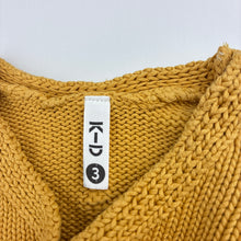Load image into Gallery viewer, Girls KID, chunky knit cotton cardigan, bottom button missing, FUC, size 3,  