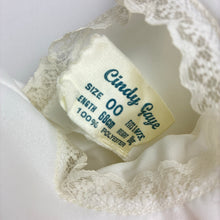 Load image into Gallery viewer, Girls Cindy Gaye, heirloom vintage Christening / Baptism gown + matching bonnet **discolouration of lace on hem**, FUC, size 00, L: 71cm