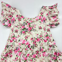 Load image into Gallery viewer, Girls Tong Bei Qi, floral summer romper, light marks, FUC, size 00,  