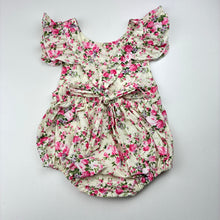 Load image into Gallery viewer, Girls Tong Bei Qi, floral summer romper, light marks, FUC, size 00,  