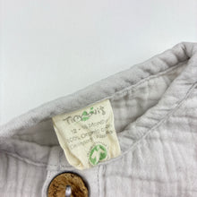 Load image into Gallery viewer, Unisex Tiny Twig, crinkle organic cotton summer romper, GUC, size 1,  