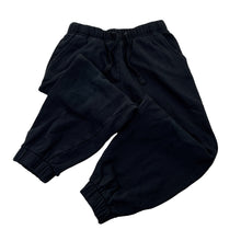 Load image into Gallery viewer, Unisex Target, black fleece lined track pants, Inside leg: 41cm, GUC, size 6,  