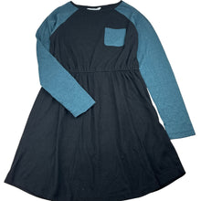 Load image into Gallery viewer, Girls Tilii, casual long sleeve dress, EUC, size 16, L: 77cm