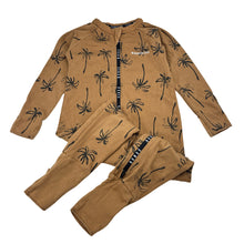 Load image into Gallery viewer, Unisex Bonds, WONDERCOOL zip wondersuit / zippy / romper, GUC, size 2,  