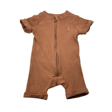 Load image into Gallery viewer, Unisex Bilbi, ribbed organic cotton blend zip romper, EUC, size 000,  