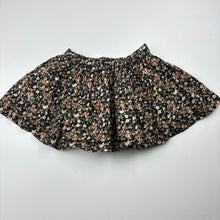 Load image into Gallery viewer, Girls Jamie Kay, lined lightweight organic cotton skirt, elasticated, GUC, size 1,  