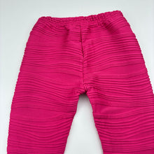 Load image into Gallery viewer, Girls La Sienna Couture, pink textured leggings, elasticated, Inside leg: 30cm, FUC, size 2,  