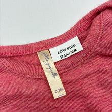 Load image into Gallery viewer, Girls Petite Papinelle, soft feel cotton / modal top, EUC, size 000,  
