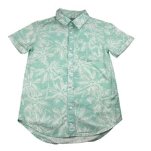 Load image into Gallery viewer, Boys Anko, cotton short sleeve shirt, small mark on back, FUC, size 7,  