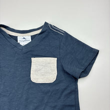 Load image into Gallery viewer, Boys Tommy Bahama, blue v-neck tee / top, EUC, size 2,  
