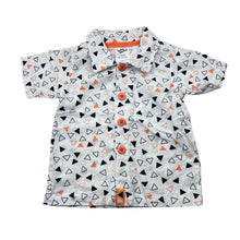 Load image into Gallery viewer, Boys Baby Berry, lightweight cotton short sleeve shirt, EUC, size 0000,  