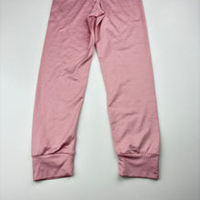 Load image into Gallery viewer, Girls Crane, Snow Extreme leggings, elasticated, Inside leg: 44cm, EUC, size 6,  