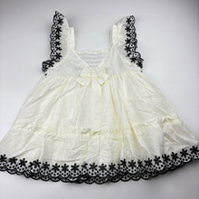 Load image into Gallery viewer, Girls MAX STUDIO, lined broderie trim cotton top, EUC, size 4,  