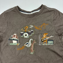 Load image into Gallery viewer, Boys soft feel, tee / top, dogs, no size, armpit to armpit: 32cm, GUC, size 4-5,  
