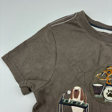 Load image into Gallery viewer, Boys soft feel, tee / top, dogs, no size, armpit to armpit: 32cm, GUC, size 4-5,  