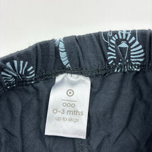Load image into Gallery viewer, Unisex Target, stretchy shorts, elasticated, lions, EUC, size 000,  
