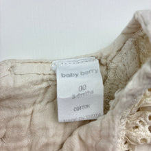 Load image into Gallery viewer, Girls Baby Berry, broderie trim crinkle cotton romper, GUC, size 00,  