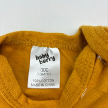 Load image into Gallery viewer, Unisex Baby Berry, cotton bodysuit / romper, EUC, size 000,  