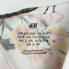 Load image into Gallery viewer, Girls H&amp;M, floral cotton summer dress, FUC, size 3-4, L: 54cm