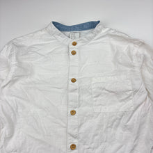 Load image into Gallery viewer, Boys H&amp;M, lightweight cotton long sleeve shirt, light mark on back, FUC, size 4,  
