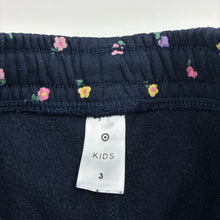 Load image into Gallery viewer, Girls Target, navy floral fleece lined track pants, Inside leg: 34.5cm, GUC, size 3,  