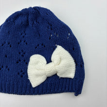 Load image into Gallery viewer, Girls Pumpkin Patch, knitted hat / beanie, circumference: 50cm - 53cm, EUC, size 1-3,  