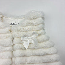 Load image into Gallery viewer, Girls Ollie's Place, cotton lined faux fur vest, EUC, size 000,  