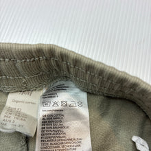 Load image into Gallery viewer, Unisex H&amp;M, soft feel organic cotton shorts, elasticated, EUC, size 2,  