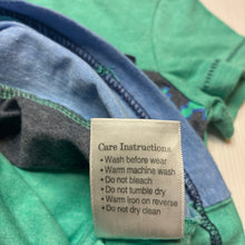 Load image into Gallery viewer, Boys Dymples, soft feel tee / top, FUC, size 0,  