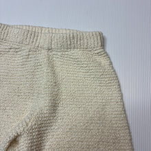 Load image into Gallery viewer, Unisex Baby Baby, cream knitted pants / bottoms, elasticated, GUC, size 0,  