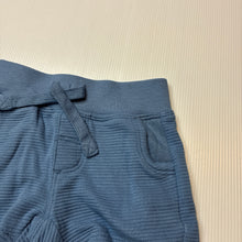 Load image into Gallery viewer, Boys Target, blue ribbed cotton shorts, elasticated, EUC, size 000,  