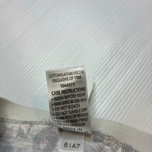 Load image into Gallery viewer, Girls Dymples, stretchy shorts / nappy cover, EUC, size 0,  